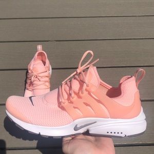 Storm pink Nike Prestos size 6
